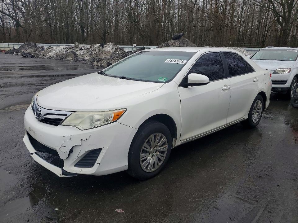 41813646 :رقم المزاد ، 4T1BF1FK0CU535473 vin ، 2012 Toyota Camry مزاد بيع