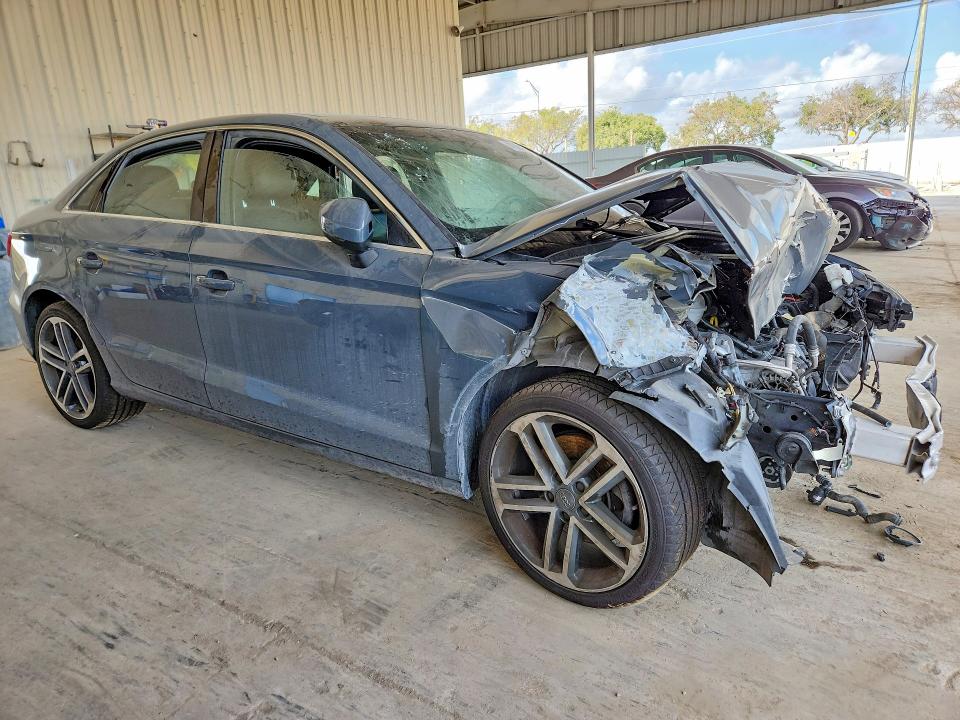 2019 Audi A3 მანქანა იყიდება აუქციონზე, vin: WAUAUGFF1K1024377, აუქციონის ნომერი: 41936486