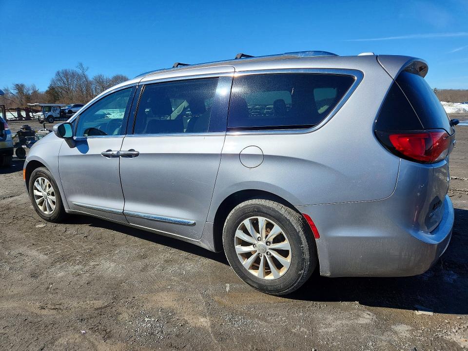 2018 Chrysler Pacifica მანქანა იყიდება აუქციონზე, vin: 2C4RC1BG0JR144198, აუქციონის ნომერი: 78891705