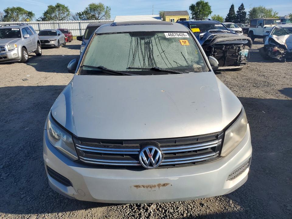 46070426 :رقم المزاد ، WVGBV7AX6CW600808 vin ، 2012 Volkswagen Tiguan مزاد بيع