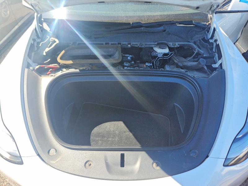 79934845 :رقم المزاد ، 5YJYGDEE9MF074115 vin ، 2021 Tesla Model Y مزاد بيع