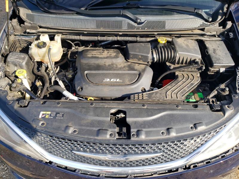 79745005 :رقم المزاد ، 2C4RC1BG3HR538806 vin ، 2017 Chrysler Pacifica مزاد بيع