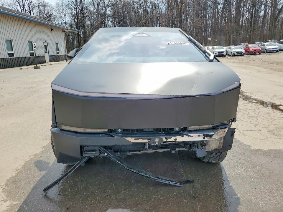 2024 Tesla Cybertruck მანქანა იყიდება აუქციონზე, vin: 7G2CEHED9RA025805, აუქციონის ნომერი: 47349056