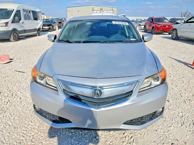 47224036 :رقم المزاد ، 19VDE1F50DE022534 vin ، 2013 Acura Ilx مزاد بيع