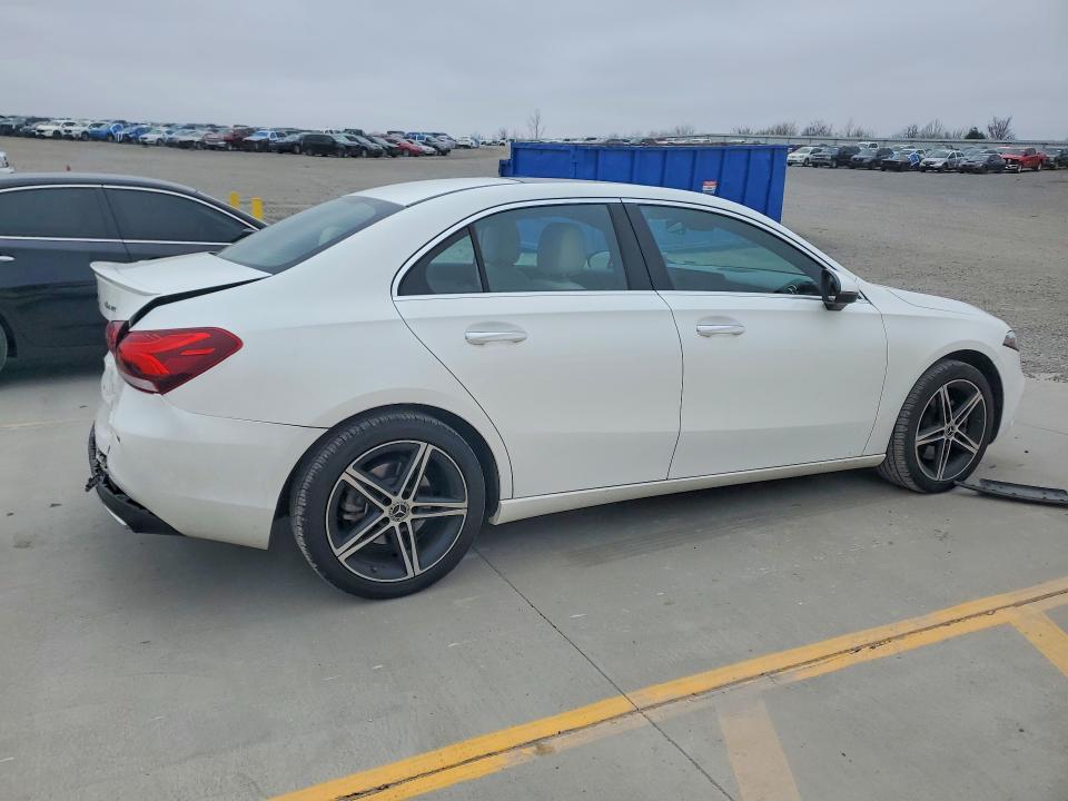 2019 Mercedes-benz A მანქანა იყიდება აუქციონზე, vin: WDD3G4FB4KW020783, აუქციონის ნომერი: 47430826