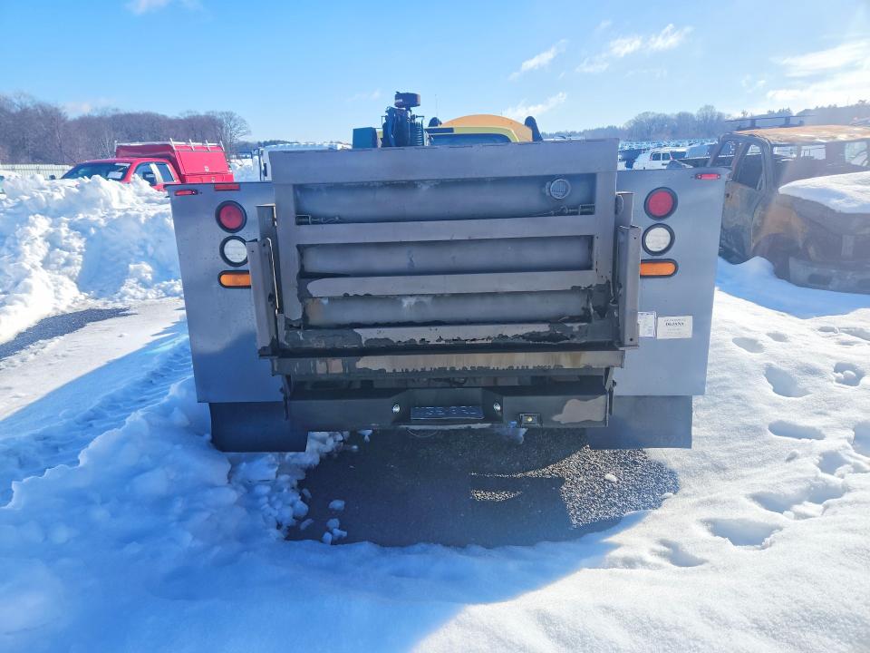 98870575 :رقم المزاد ، 1FDXF46P34EA60223 vin ، 2004 Ford F450 مزاد بيع