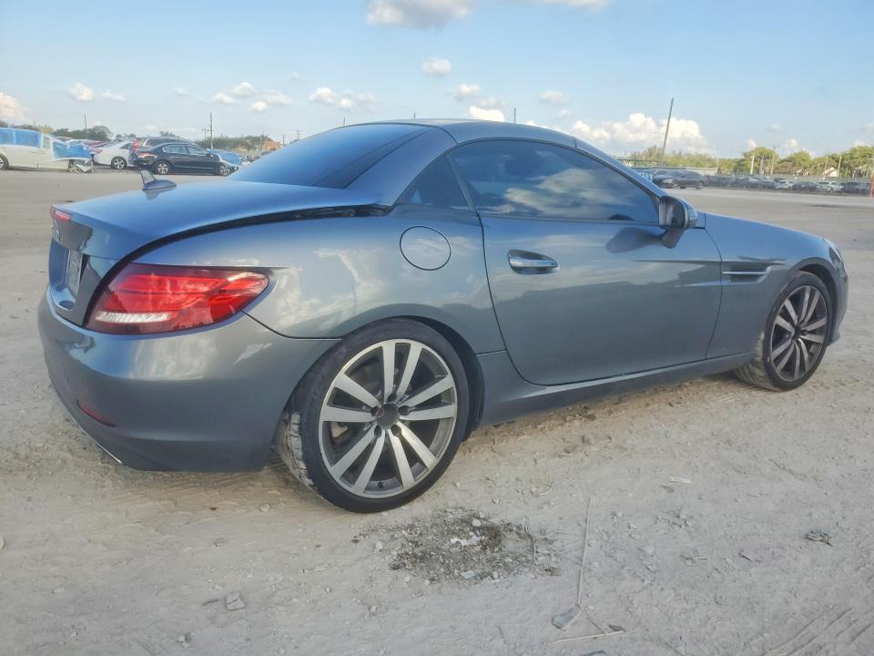Aukcja sprzedaży 2017 Mercedes-benz Slc, vin: WDDPK3JA6HF128405, numer aukcji: 47439176