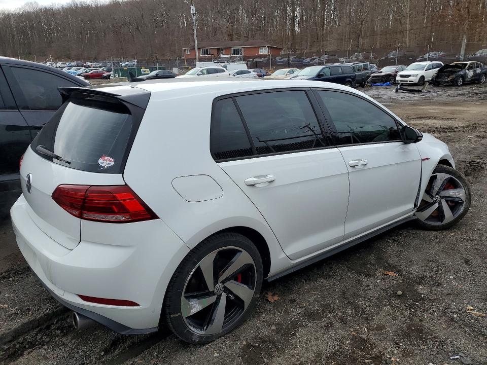 78564205 :رقم المزاد ، 3VW6T7AUXMM008750 vin ، 2021 Volkswagen Gti مزاد بيع