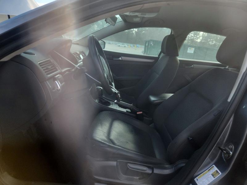 79641205 :رقم المزاد ، 1VWAH7A35DC120201 vin ، 2013 Volkswagen Passat مزاد بيع