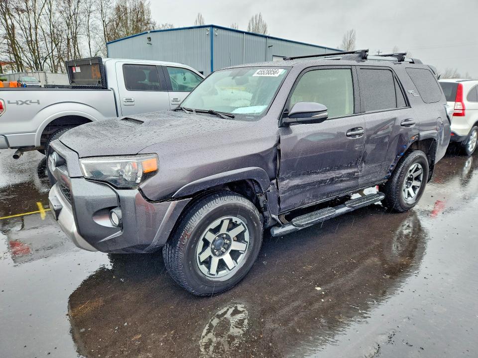 45528856 :رقم المزاد ، JTEBU5JRXJ5546084 vin ، 2018 Toyota 4runner مزاد بيع