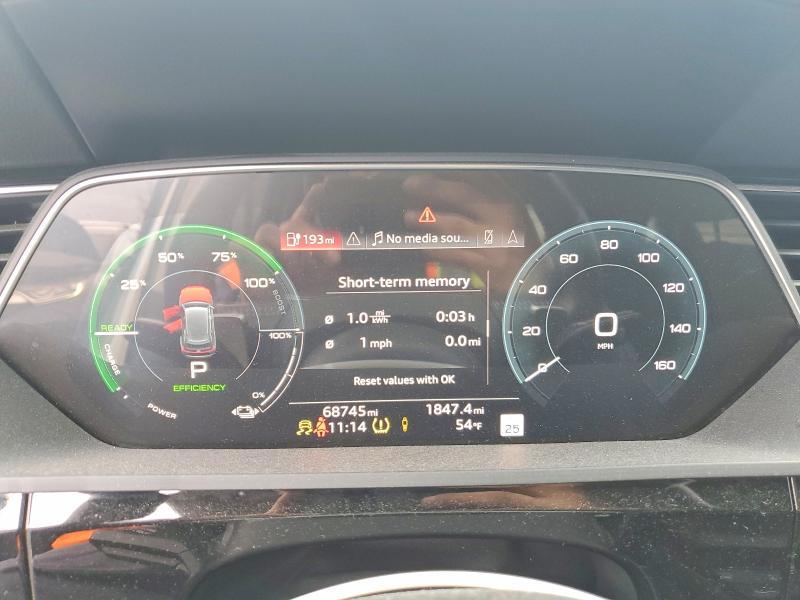 2021 Audi E-tron მანქანა იყიდება აუქციონზე, vin: WA1LAAGE7MB027265, აუქციონის ნომერი: 47544696