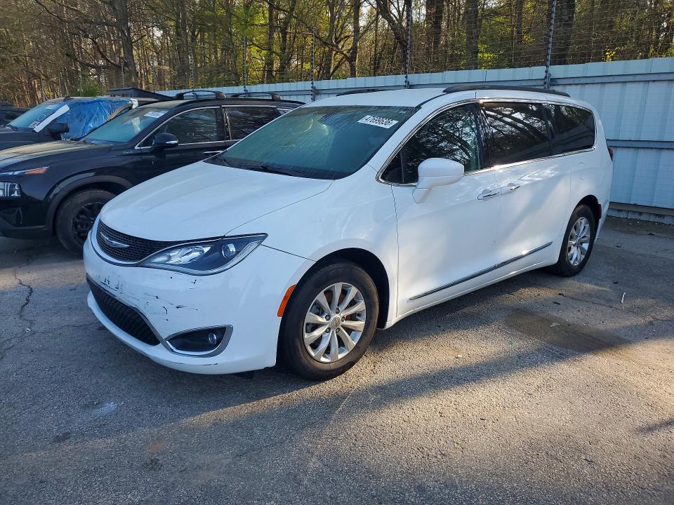 2017 Chrysler Pacifica მანქანა იყიდება აუქციონზე, vin: 2C4RC1BG2HR794208, აუქციონის ნომერი: 47699636