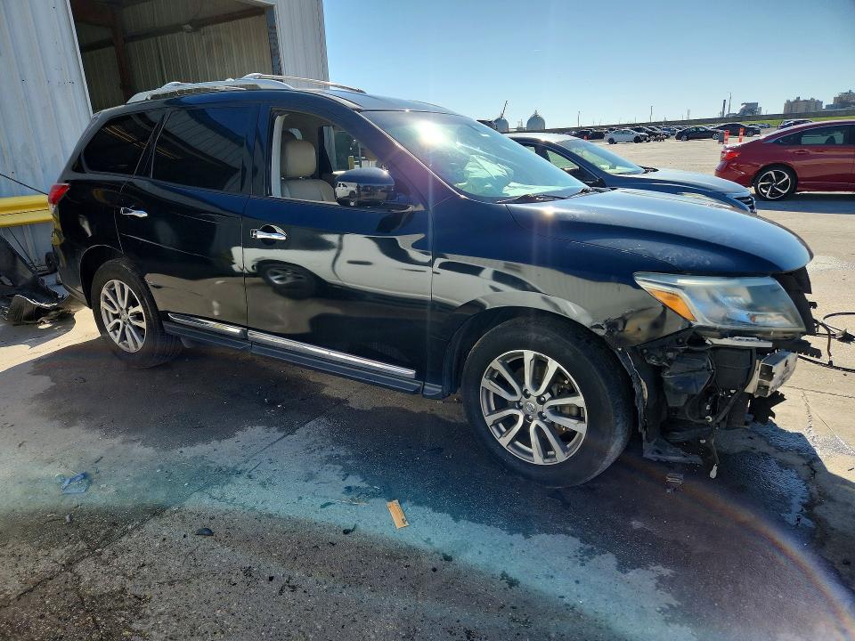 2015 Nissan Pathfinder მანქანა იყიდება აუქციონზე, vin: 5N1AR2MN3FC713392, აუქციონის ნომერი: 45646116