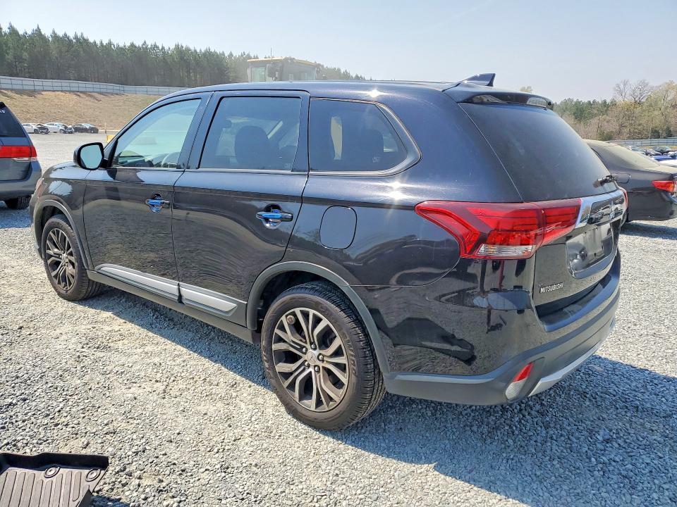 Продаж на аукціоні авто 2018 Mitsubishi Outlander, vin: JA4AZ3A36JZ058819, номер лоту: 47781826