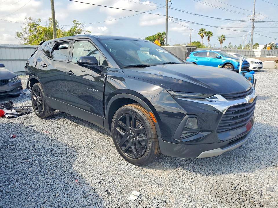 47373766 :رقم المزاد ، 3GNKBCR4XNS168035 vin ، 2022 Chevrolet Blazer مزاد بيع