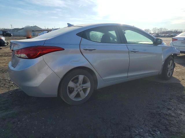 Продажа на аукционе авто 2013 Hyundai Elantra, vin: KMHDH4AEXDU602555, номер лота: 79399005