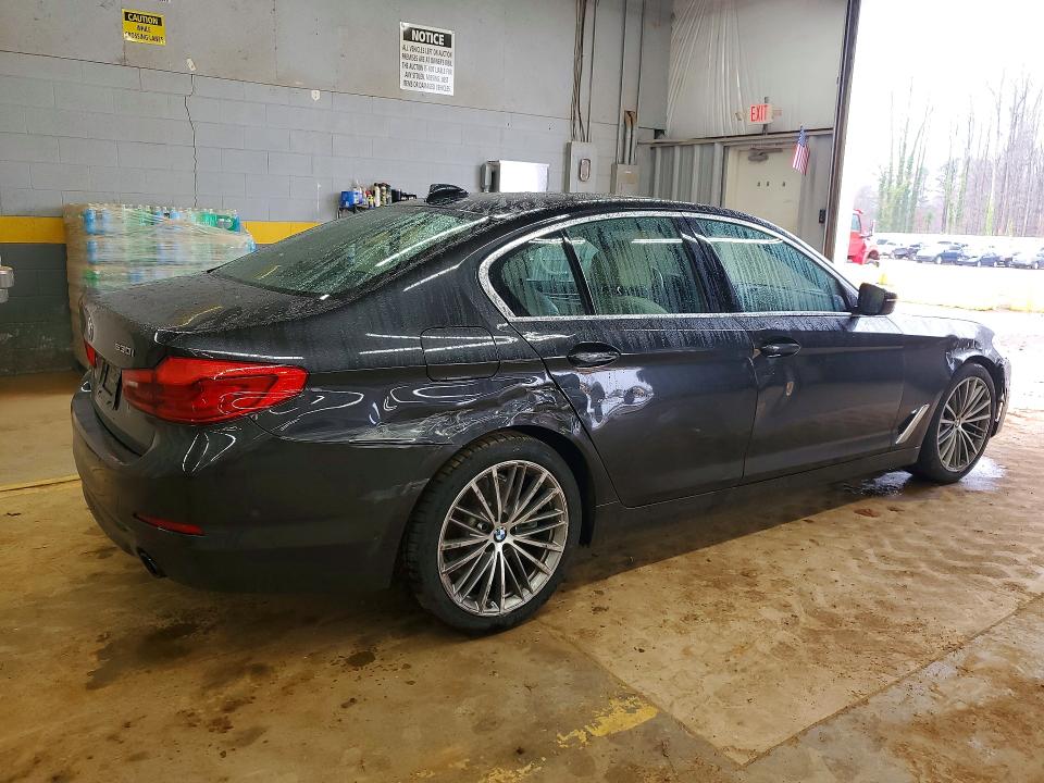 41924746 :رقم المزاد ، WBAJA5C54KBX88016 vin ، 2019 Bmw 530 مزاد بيع