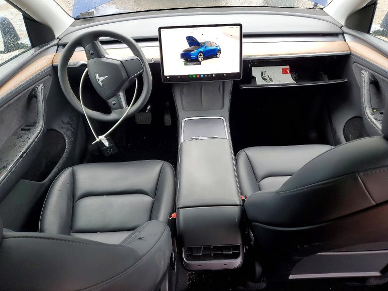 Продаж на аукціоні авто 2024 Tesla Model Y, vin: 7SAYGDEE8RA229910, номер лоту: 47823046