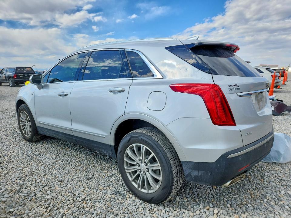 48104176 :رقم المزاد ، 1GYKNDRS1HZ304588 vin ، 2017 Cadillac Xt5 مزاد بيع