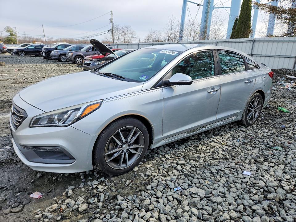 2015 Hyundai Sonata მანქანა იყიდება აუქციონზე, vin: 5NPE34AB3FH088137, აუქციონის ნომერი: 41971636