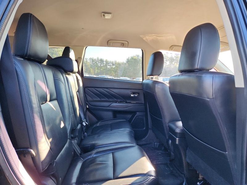 Продаж на аукціоні авто 2018 Mitsubishi Outlander, vin: JA4J24A52JZ059784, номер лоту: 46415566
