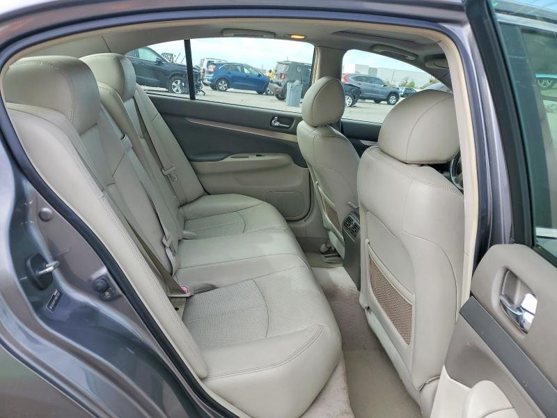 46358916 :رقم المزاد ، JN1CV6AP1FM501951 vin ، 2015 Infiniti Q40 مزاد بيع