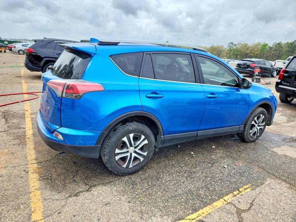 46278756 :رقم المزاد ، JTMZFREV0JJ151768 vin ، 2018 Toyota Rav4 مزاد بيع