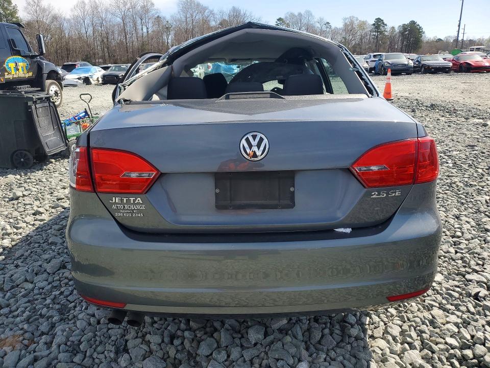 2013 Volkswagen Jetta მანქანა იყიდება აუქციონზე, vin: 3VWDP7AJ3DM405024, აუქციონის ნომერი: 46911256