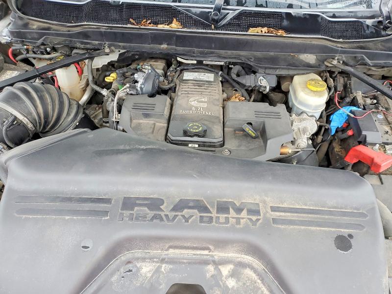 79347135 :رقم المزاد ، 3C6UR5CL3KG570381 vin ، 2019 Ram 2500 مزاد بيع