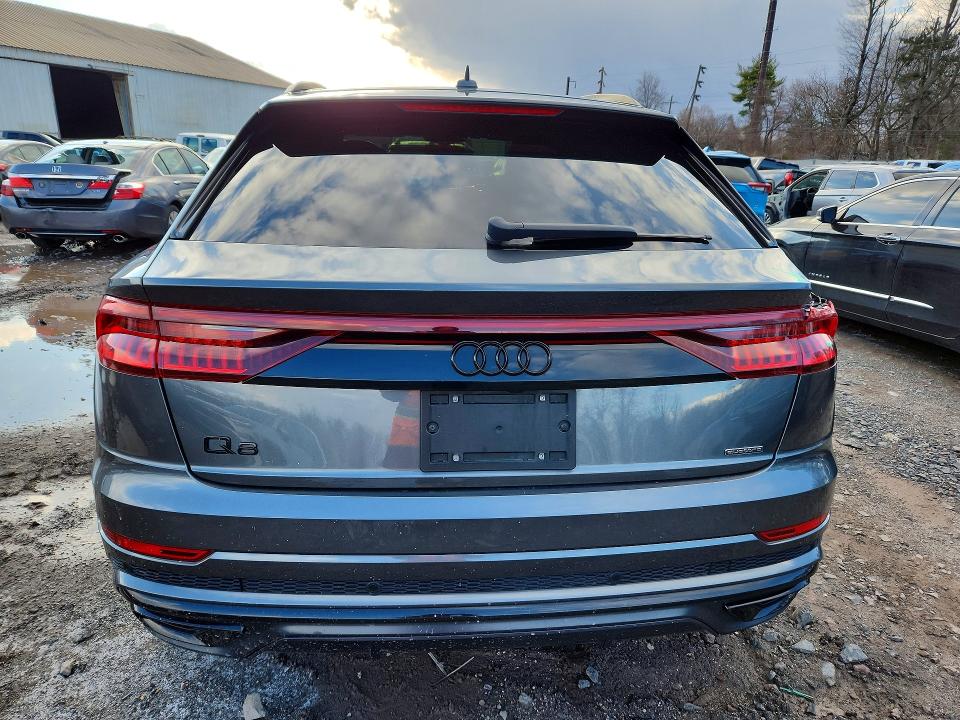 Продажа на аукционе авто 2022 Audi Q8, vin: WA1EVBF15ND010830, номер лота: 46122116