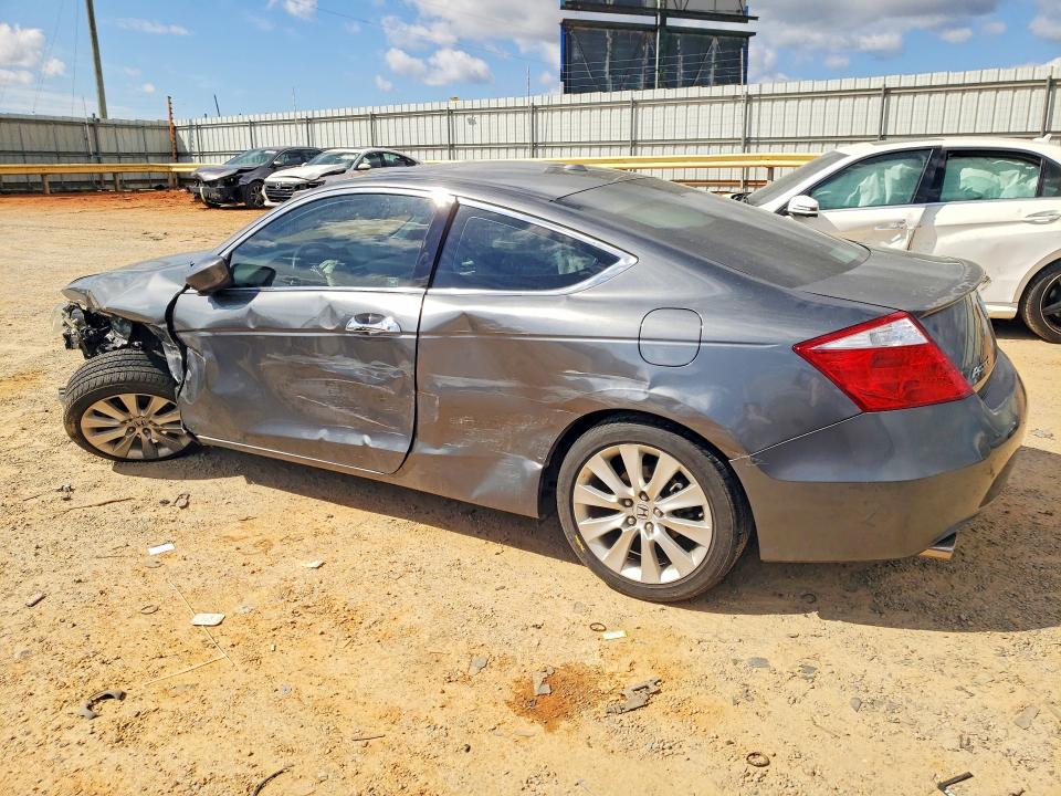 Auction sale of the 2010 Honda Accord, vin: 1HGCS2B86AA010437, lot number: 46952166