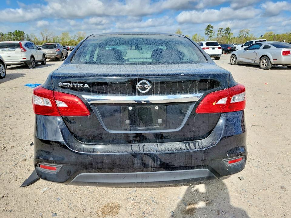 46959976 :رقم المزاد ، 3N1AB7AP6JY248833 vin ، 2018 Nissan Sentra مزاد بيع