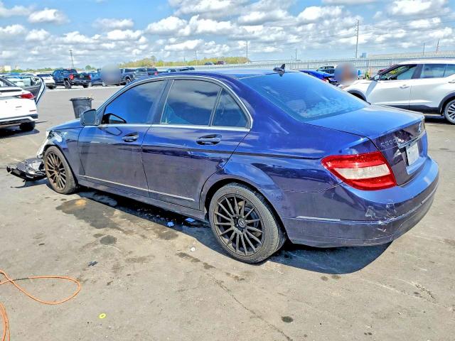 41788106 :رقم المزاد ، WDDGF54X48F041358 vin ، 2008 Mercedes-benz C مزاد بيع