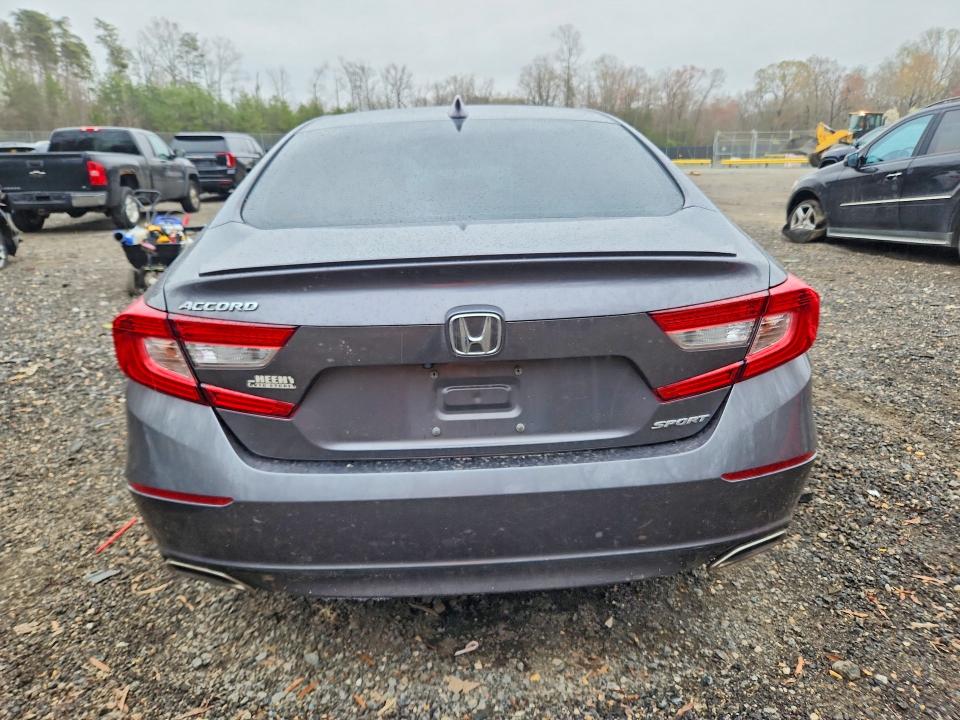 47449656 :رقم المزاد ، 1HGCV1F34JA191473 vin ، 2018 Honda Accord مزاد بيع