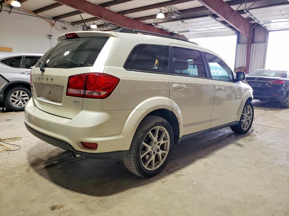 47641626 :رقم المزاد ، 3C4PDDBG3FT536022 vin ، 2015 Dodge Journey مزاد بيع