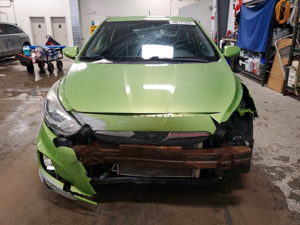 46177856 :رقم المزاد ، KMHCT5AE8DU110350 vin ، 2013 Hyundai Accent مزاد بيع