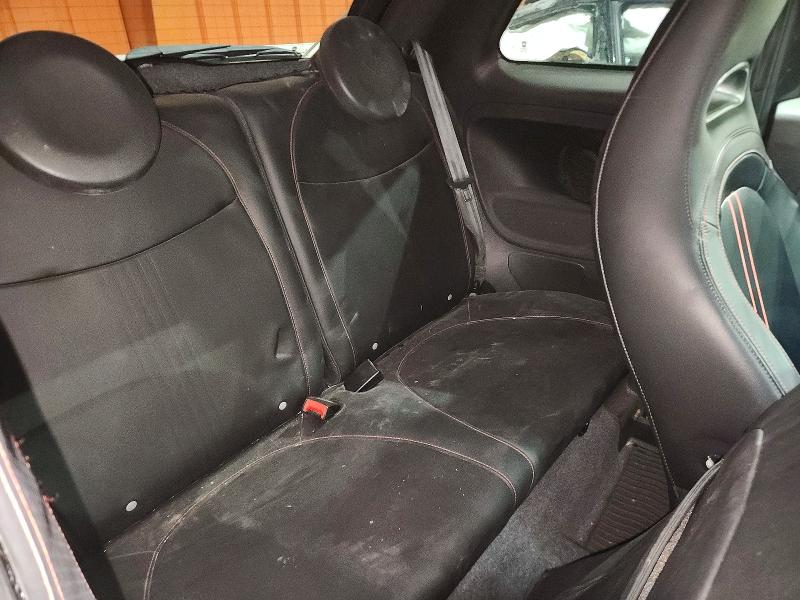 47642806 :رقم المزاد ، 3C3CFFFH3FT621888 vin ، 2015 Fiat 500 مزاد بيع