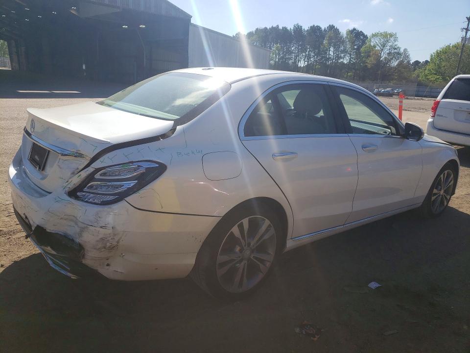 46881026 :رقم المزاد ، 55SWF4JB8GU120834 vin ، 2016 Mercedes-benz C مزاد بيع