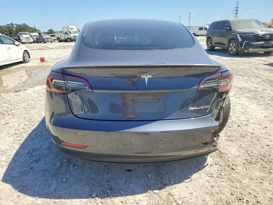 46522426 :رقم المزاد ، 5YJ3E1EC0MF860690 vin ، 2021 Tesla Model 3 مزاد بيع