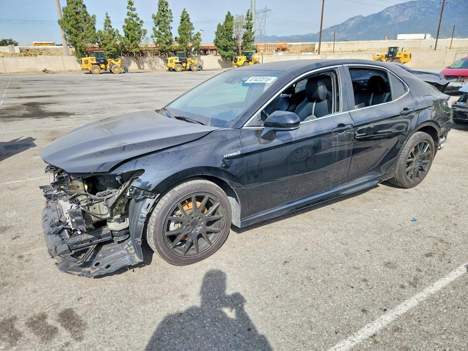 47422316 :رقم المزاد ، 4T1G31AK7MU028867 vin ، 2021 Toyota Camry Hybrid مزاد بيع