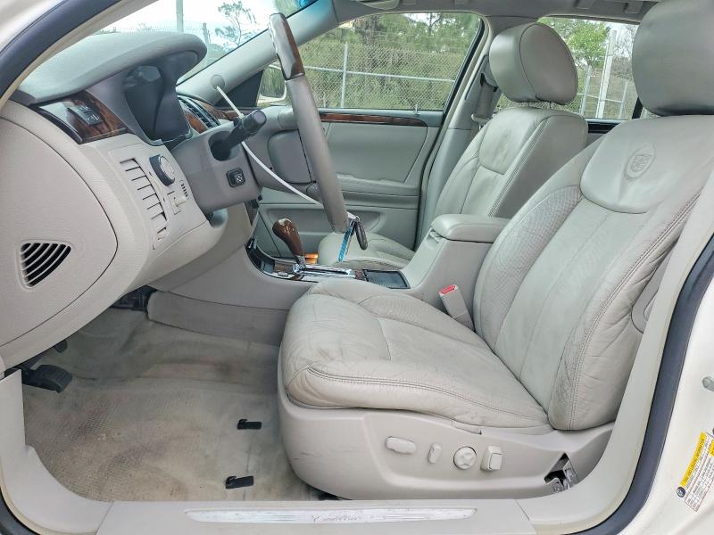 2011 Cadillac Dts მანქანა იყიდება აუქციონზე, vin: 1G6KH5E66BU136580, აუქციონის ნომერი: 47056566