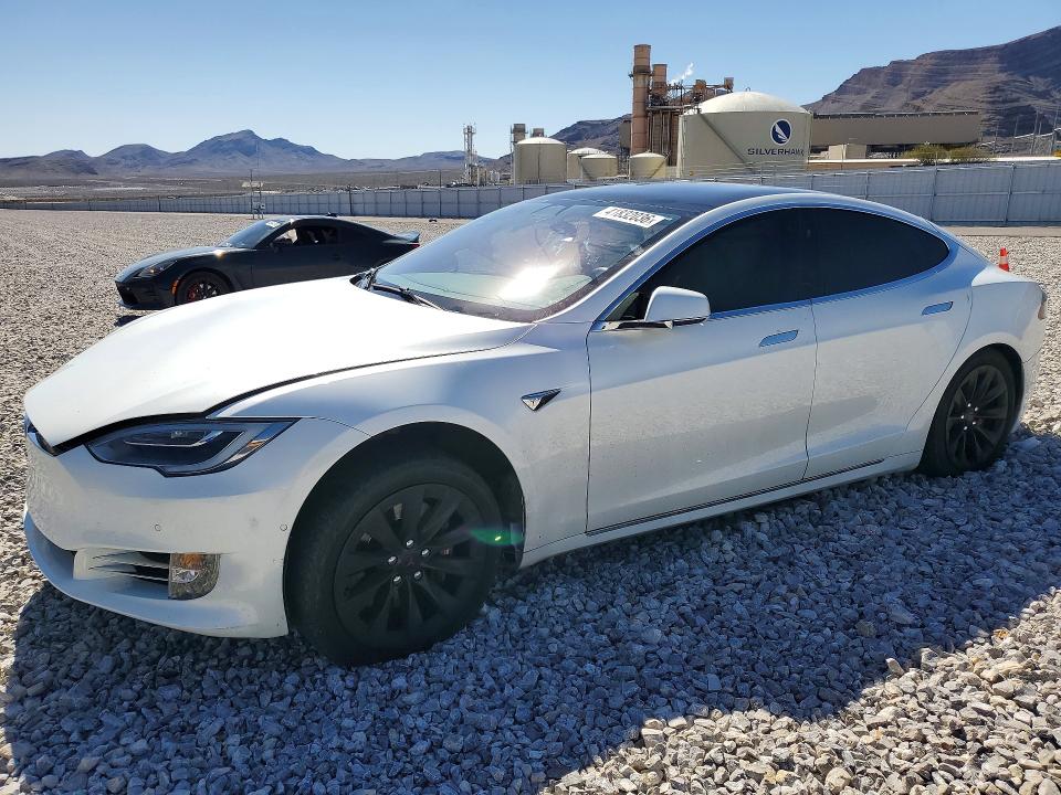 41832036 :رقم المزاد ، 5YJSA1E23KF347865 vin ، 2019 Tesla Model S مزاد بيع