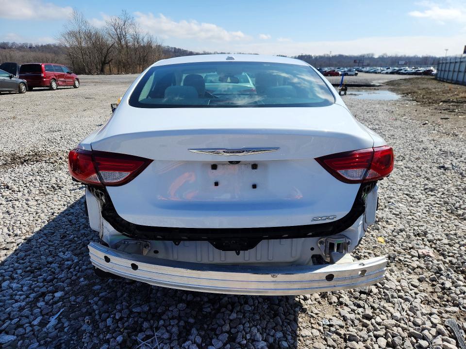 41983306 :رقم المزاد ، 1C3CCCAB9FN561836 vin ، 2015 Chrysler 200 مزاد بيع