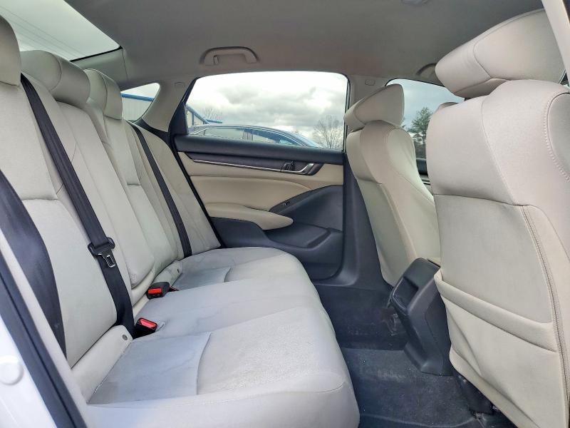 Продаж на аукціоні авто 2019 Honda Accord, vin: 1HGCV1F18KA030947, номер лоту: 47011346