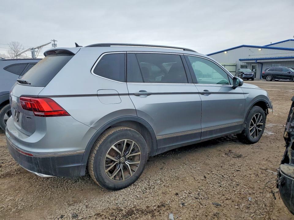 78970765 :رقم المزاد ، 3VV2B7AX0MM001287 vin ، 2021 Volkswagen Tiguan مزاد بيع