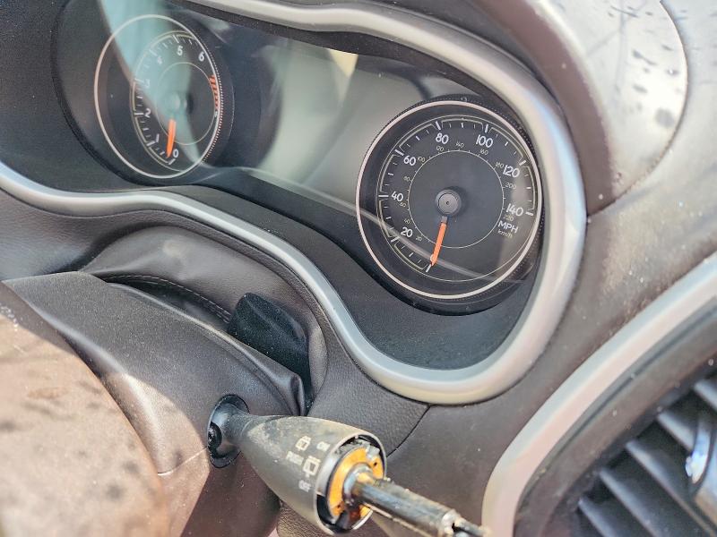 47635926 :رقم المزاد ، 1C4PJMJS9HW618879 vin ، 2017 Jeep Cherokee مزاد بيع