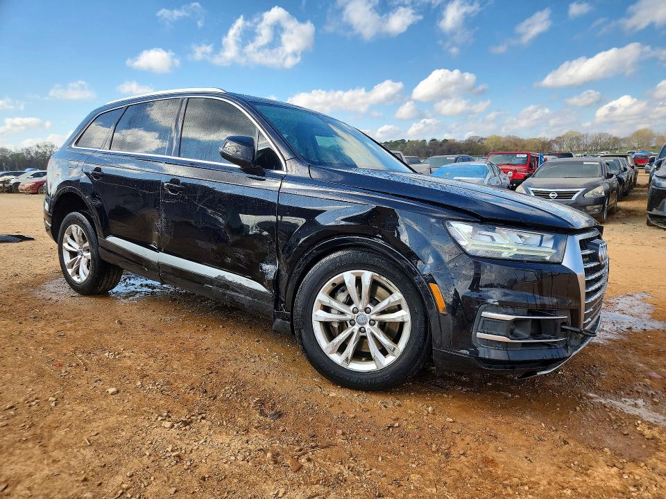 Продажа на аукционе авто 2018 Audi Q7, vin: WA1LABF70JD007786, номер лота: 41922916