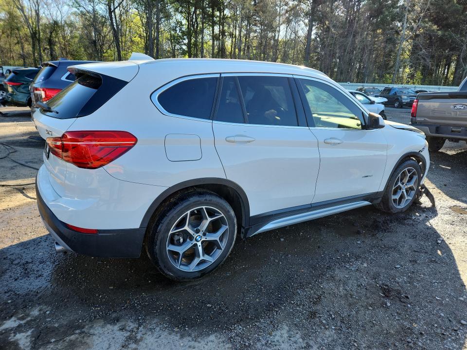 Продаж на аукціоні авто 2017 Bmw X1, vin: WBXHU7C30H5H35670, номер лоту: 45462616
