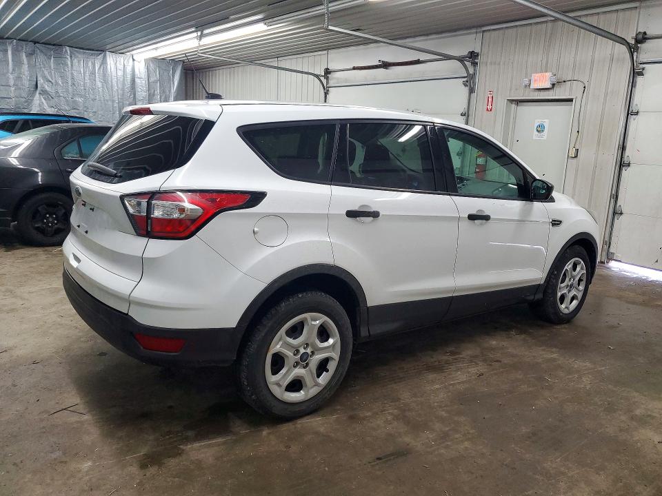2018 Ford Escape მანქანა იყიდება აუქციონზე, vin: 1FMCU0F73JUC19787, აუქციონის ნომერი: 54704426