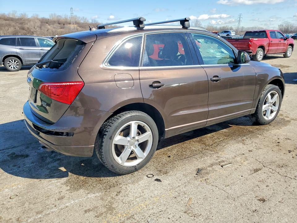 46428556 :رقم المزاد ، WA1LFAFP0BA105702 vin ، 2011 Audi Q5 مزاد بيع